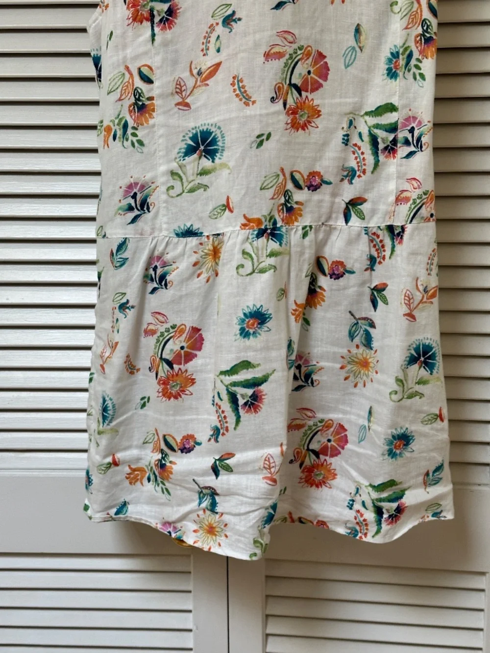 J. Jill Love Linen Sleeveless Top White Colorful Floral Buttons Small Tall - Picture 9 of 14